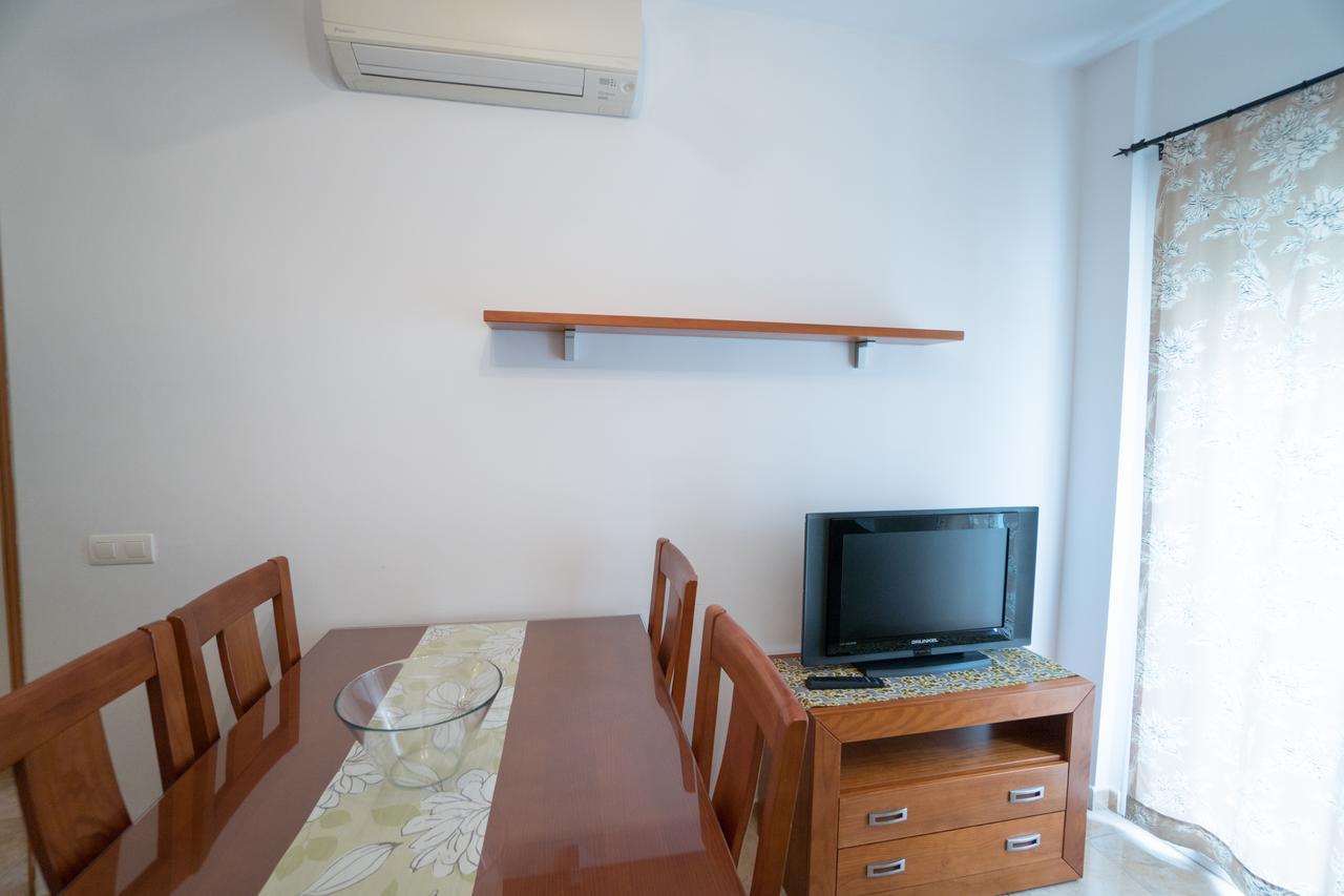 Apartamentos Manuel Martin Nerja Zewnętrze zdjęcie