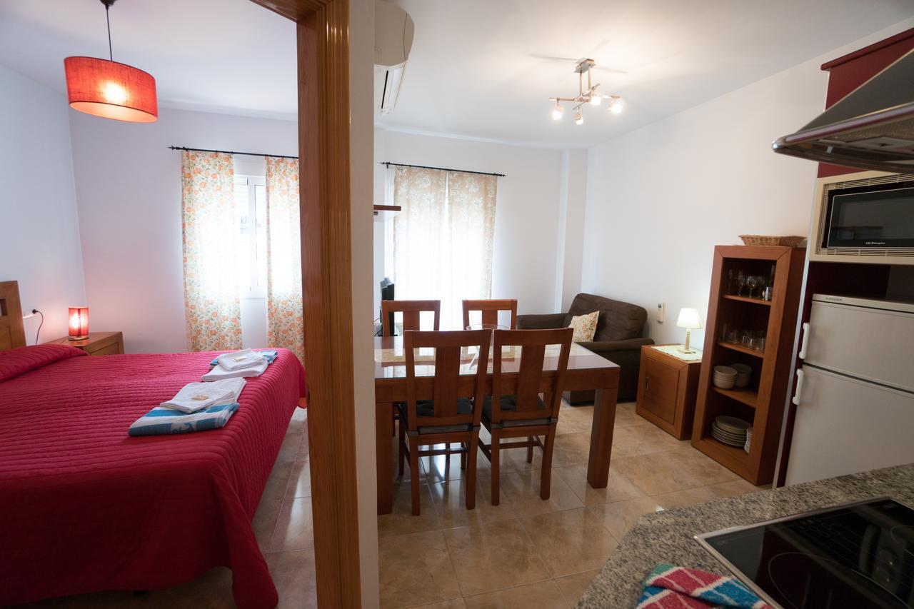 Apartamentos Manuel Martin Nerja Zewnętrze zdjęcie